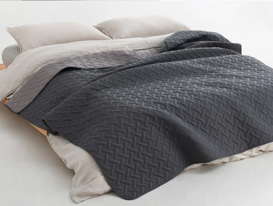 1 PC Double-Sided Dog Blanket Anti-fouling Soft Pet Bed Cover Double-Sided Protective Furniture Sofa Car Suitable for Puppy